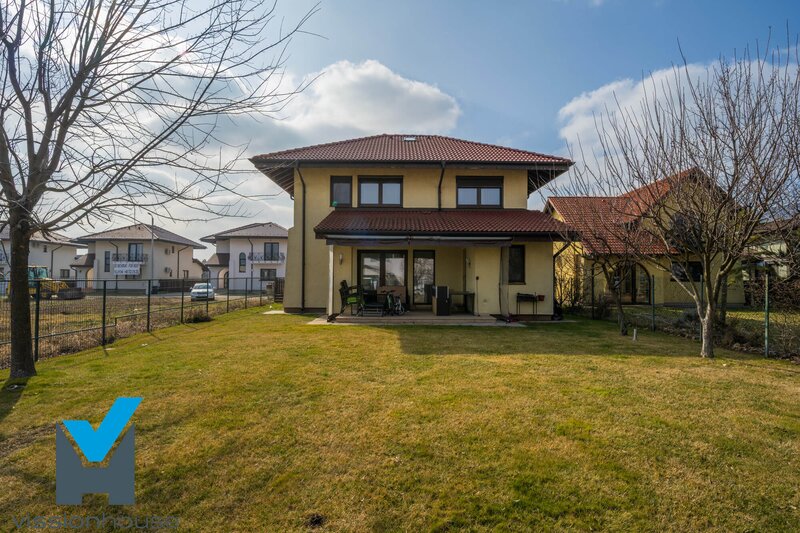 Paradisul Verde Corbeanca, vila P+1 de inchiriat, teren 613 mp.