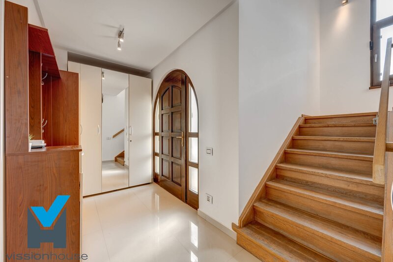 Paradisul Verde Corbeanca, vila P+1 de inchiriat, teren 613 mp.